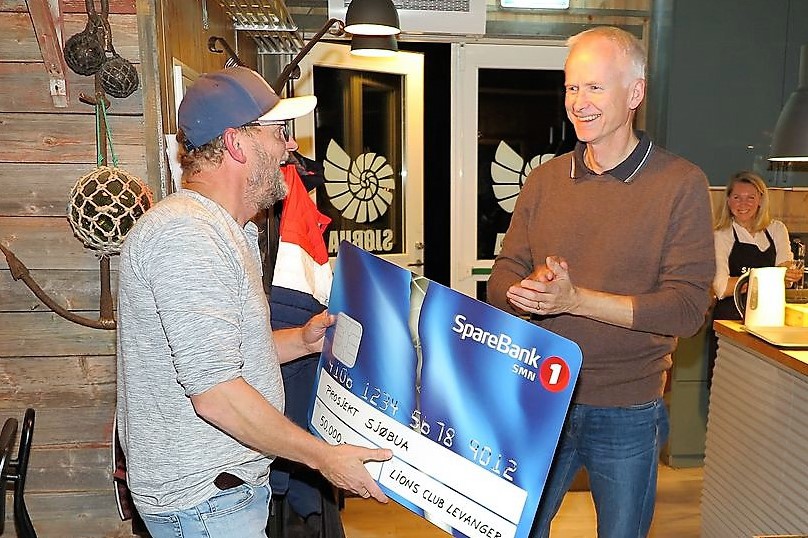 Lionsgave til Sjøbua Solhaug i Levanger