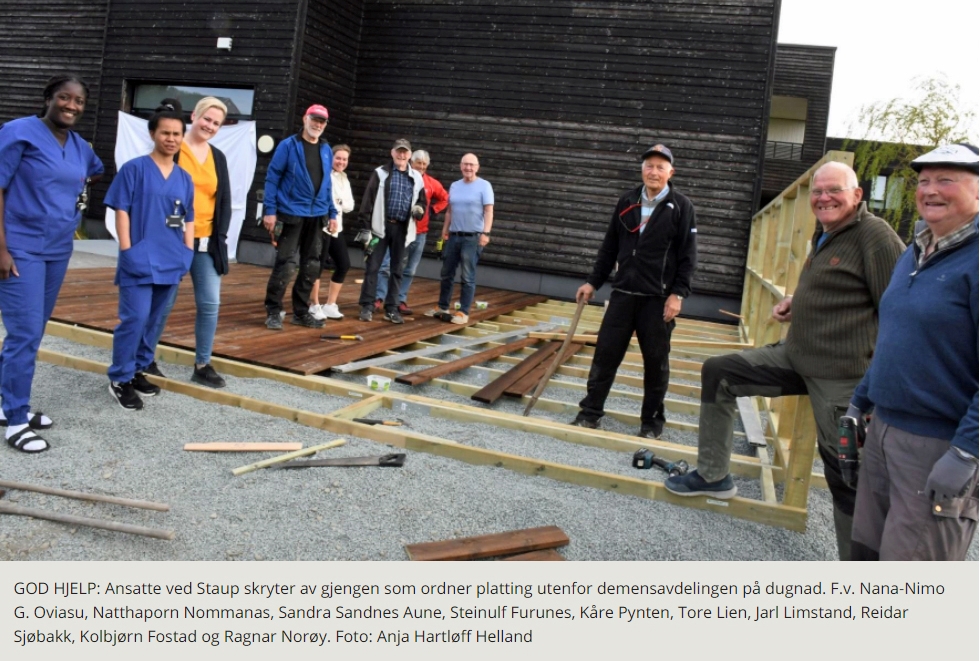 Dugnadsarbeide med ny platt Staup Helsehus 